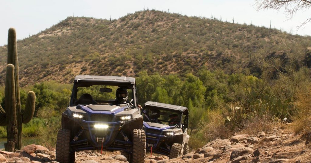 comment-lancer-des-aventures-hors-route-utv-cote-a-cote-1277606-8836041-jpg