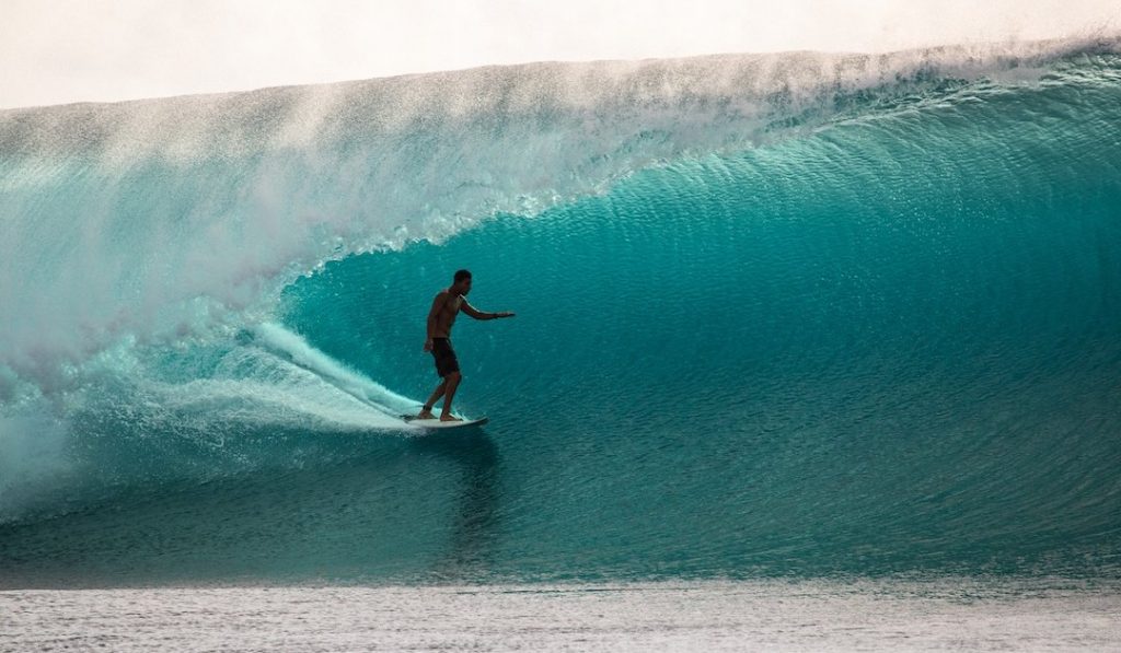les-5-vagues-les-plus-effrayantes-de-la-planete-selon-5545592-2998615-jpg